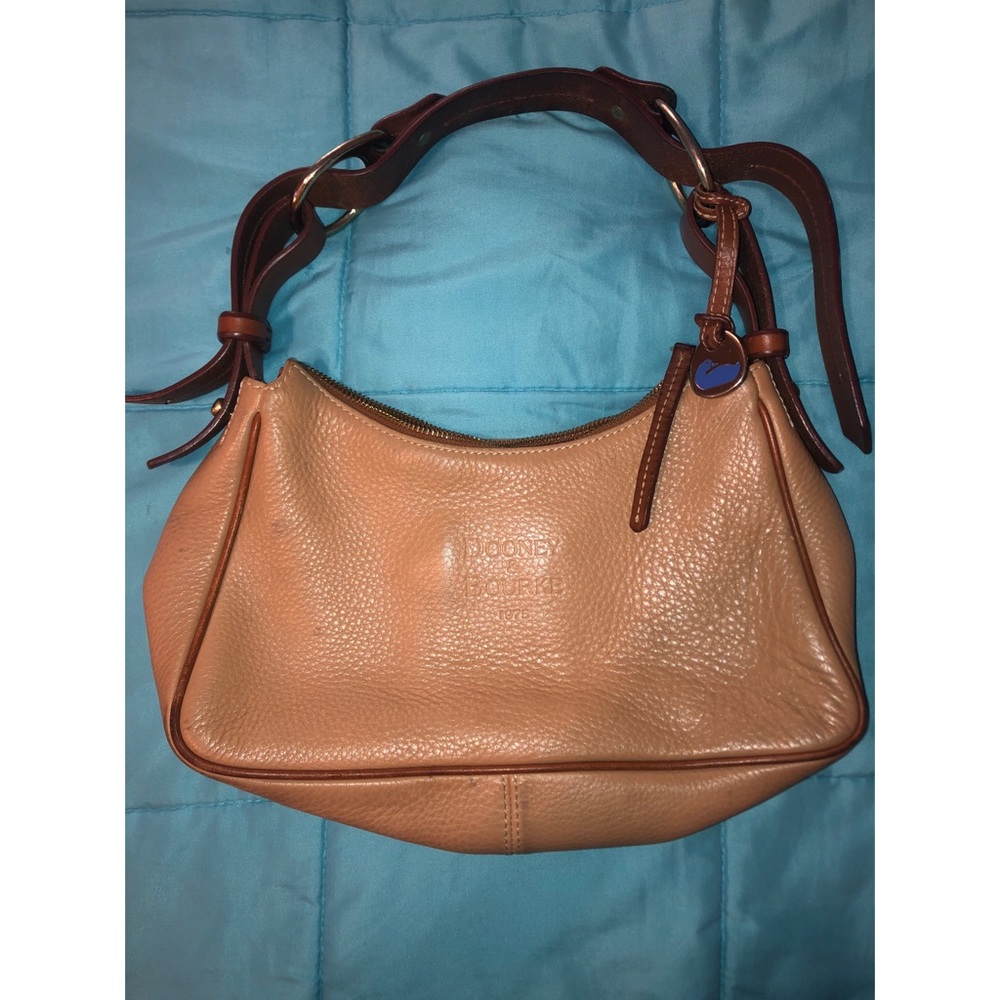 VINTAGE Dooney and Bourne 1976 Bag😍✨